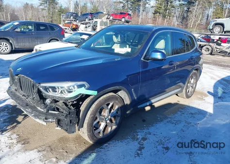 2021 BMW X3 Phev xDrive30E from USA, damaged, VIN 5UXTS1C01M9E52065